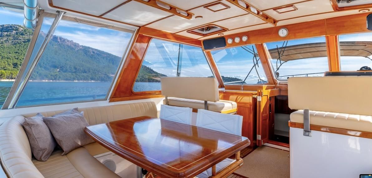 Grand Banks 49 HX