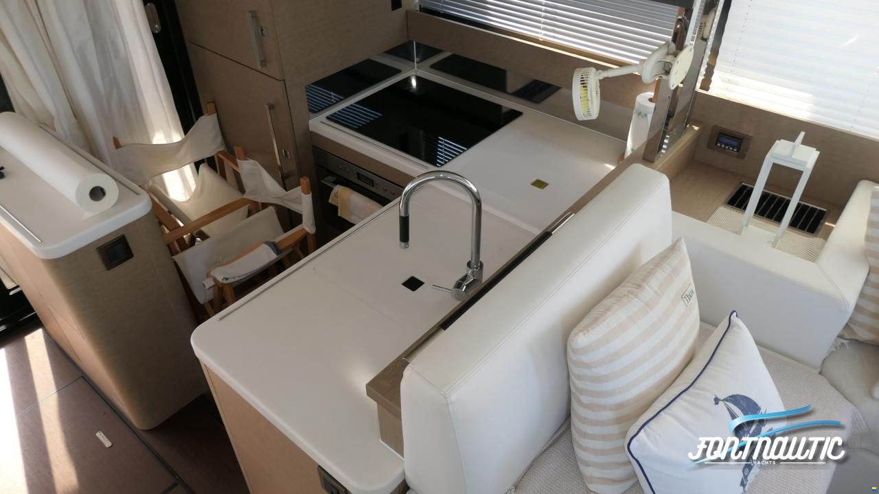 Prestige 500 Flybridge
