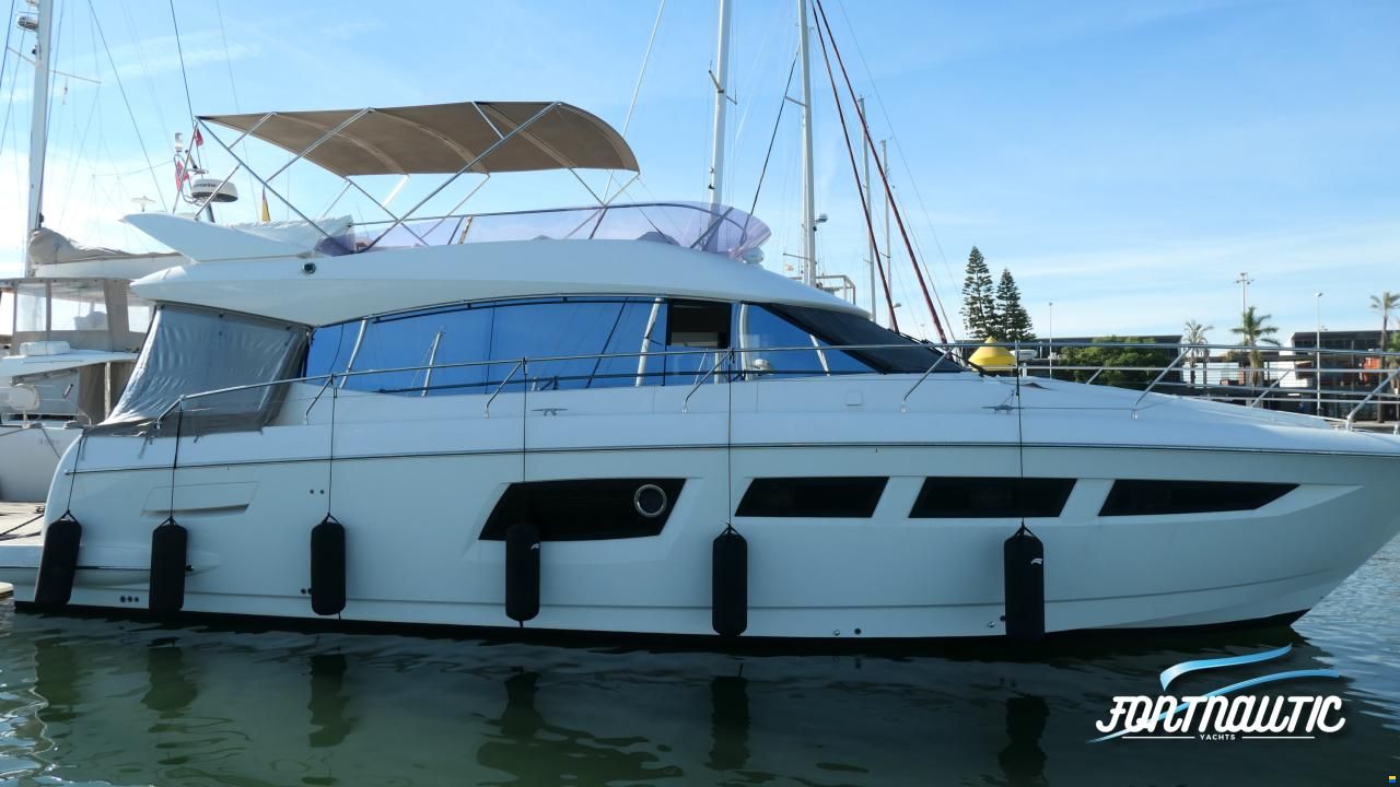Prestige 500 Flybridge