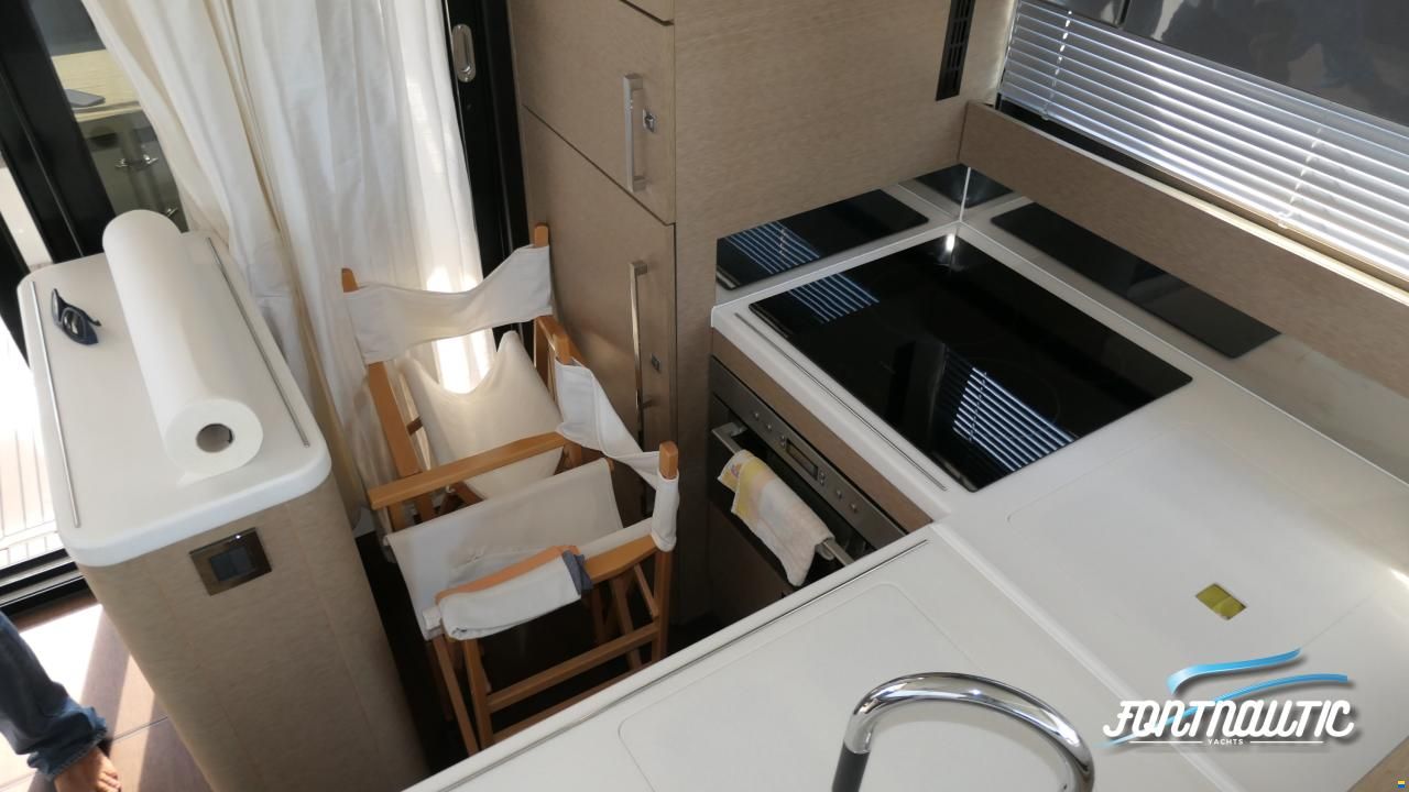 Prestige 500 Flybridge