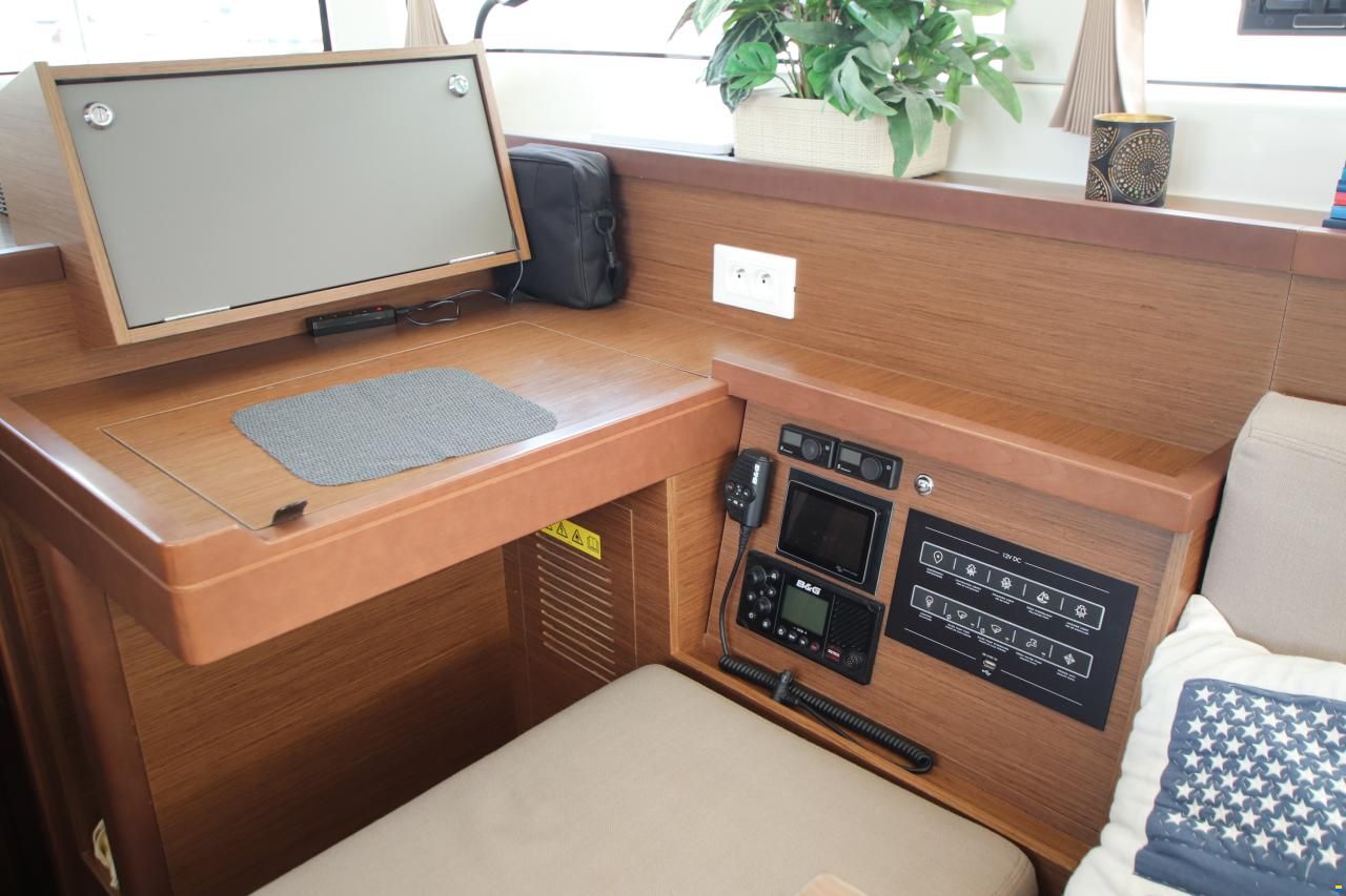 Lagoon 40