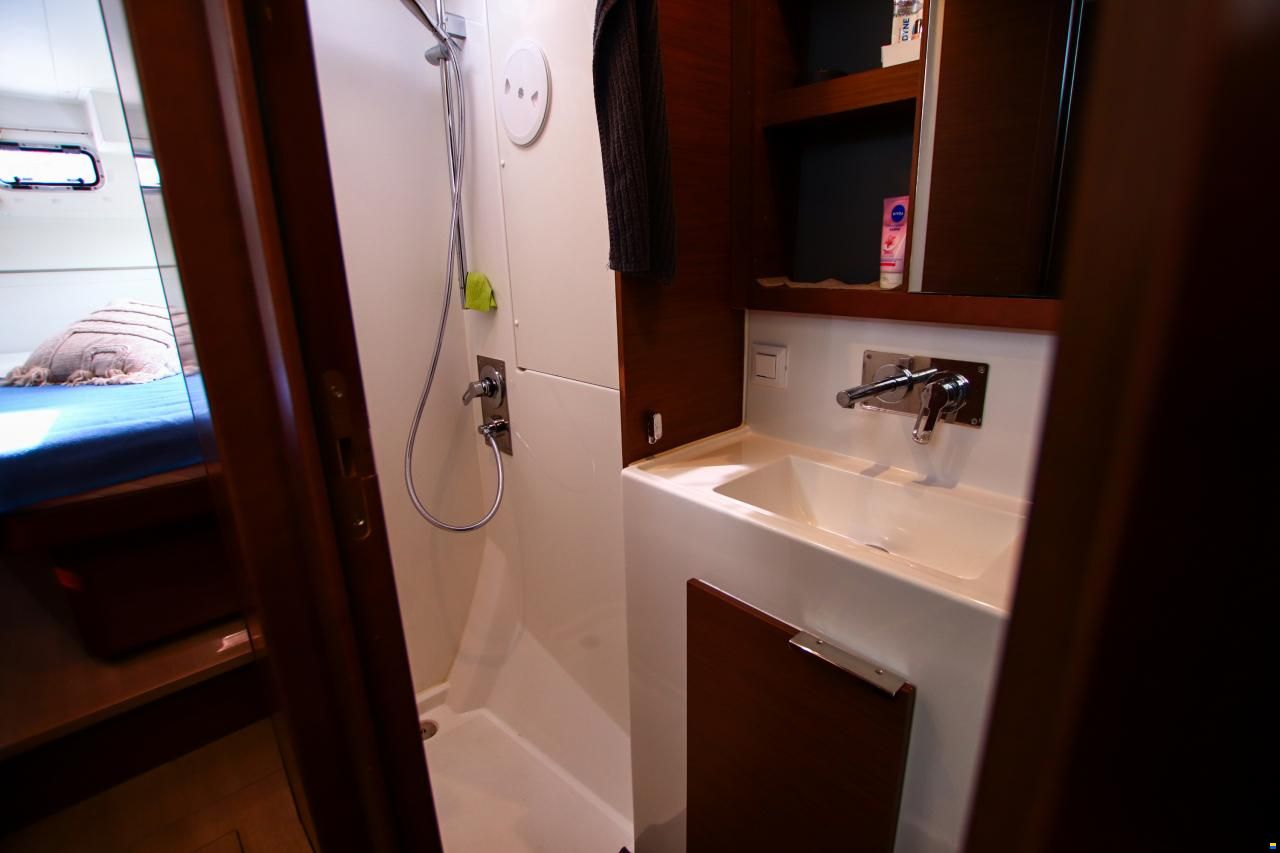 Lagoon 40