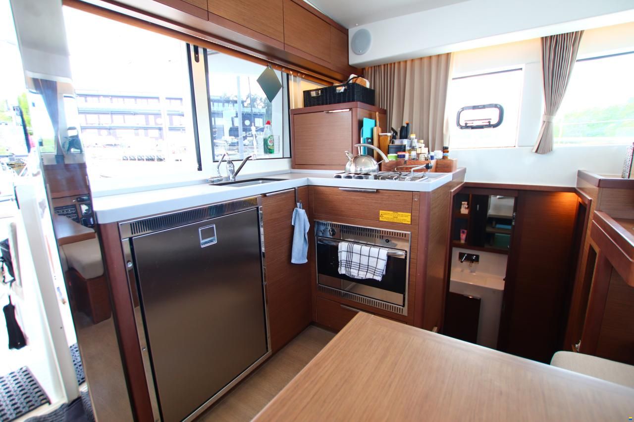 Lagoon 40