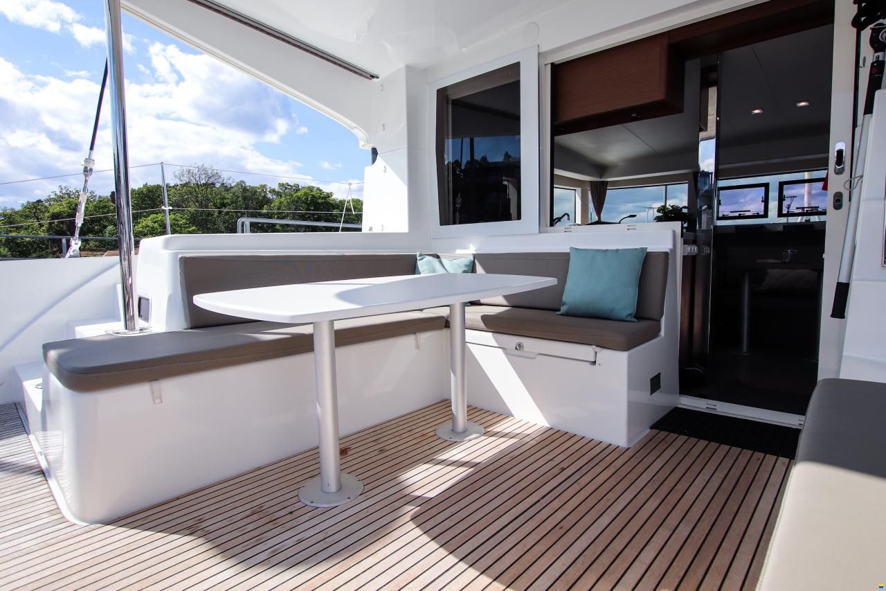Lagoon 40
