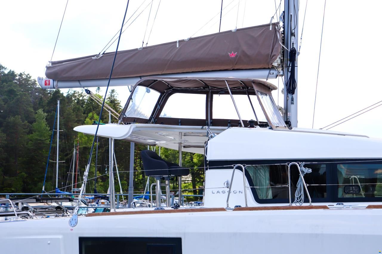 Lagoon 40