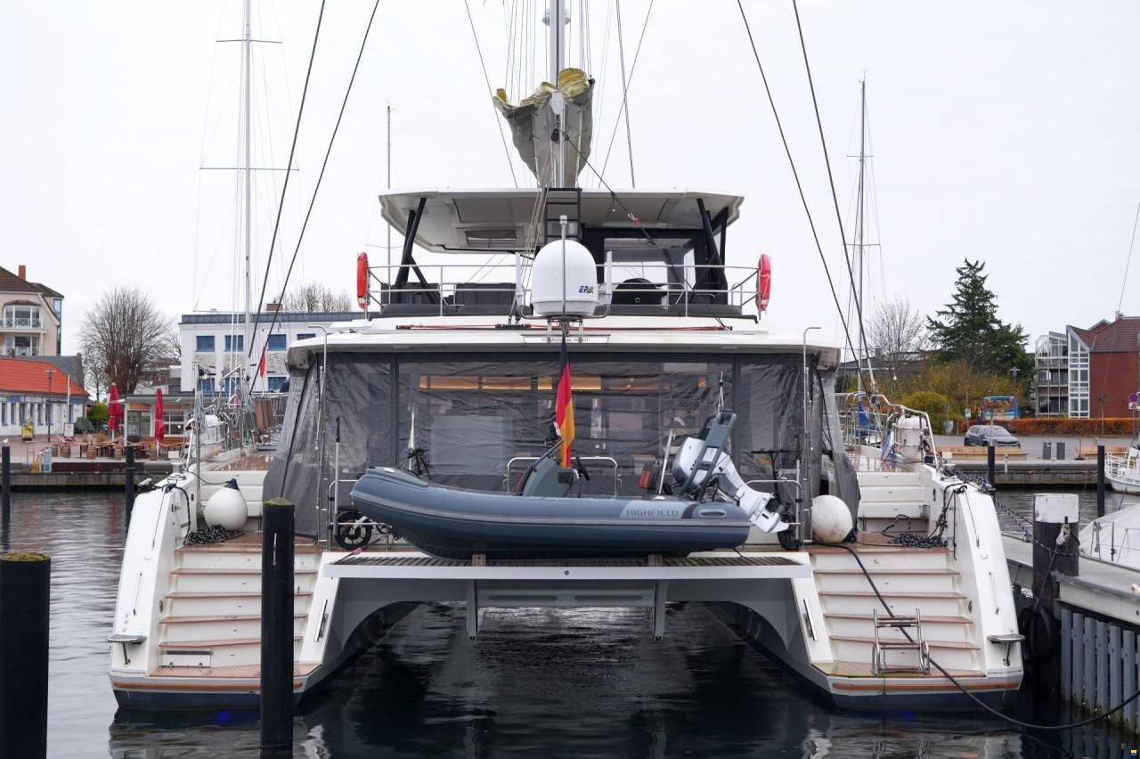 Fountaine Pajot Alegria 67