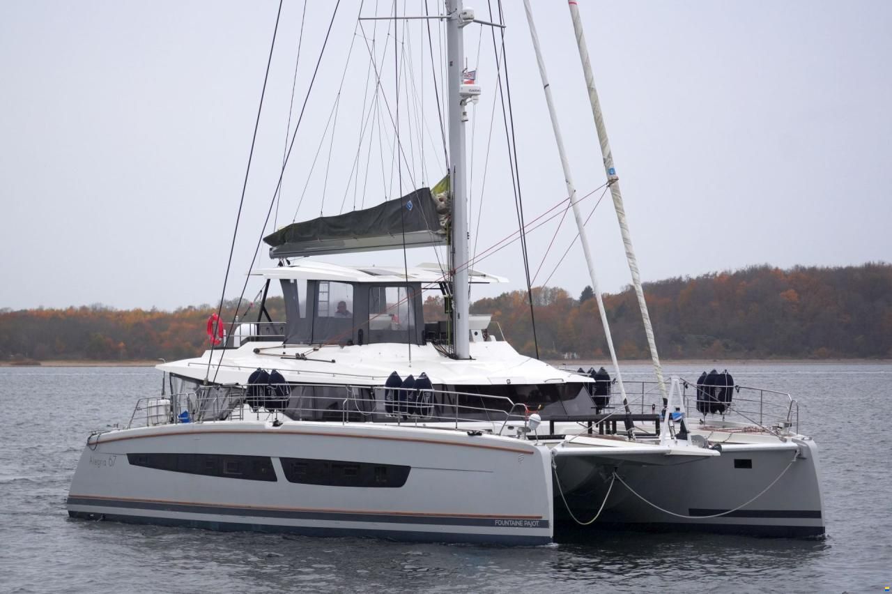 Fountaine Pajot Alegria 67
