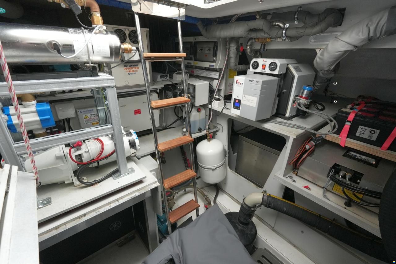 Fountaine Pajot Alegria 67
