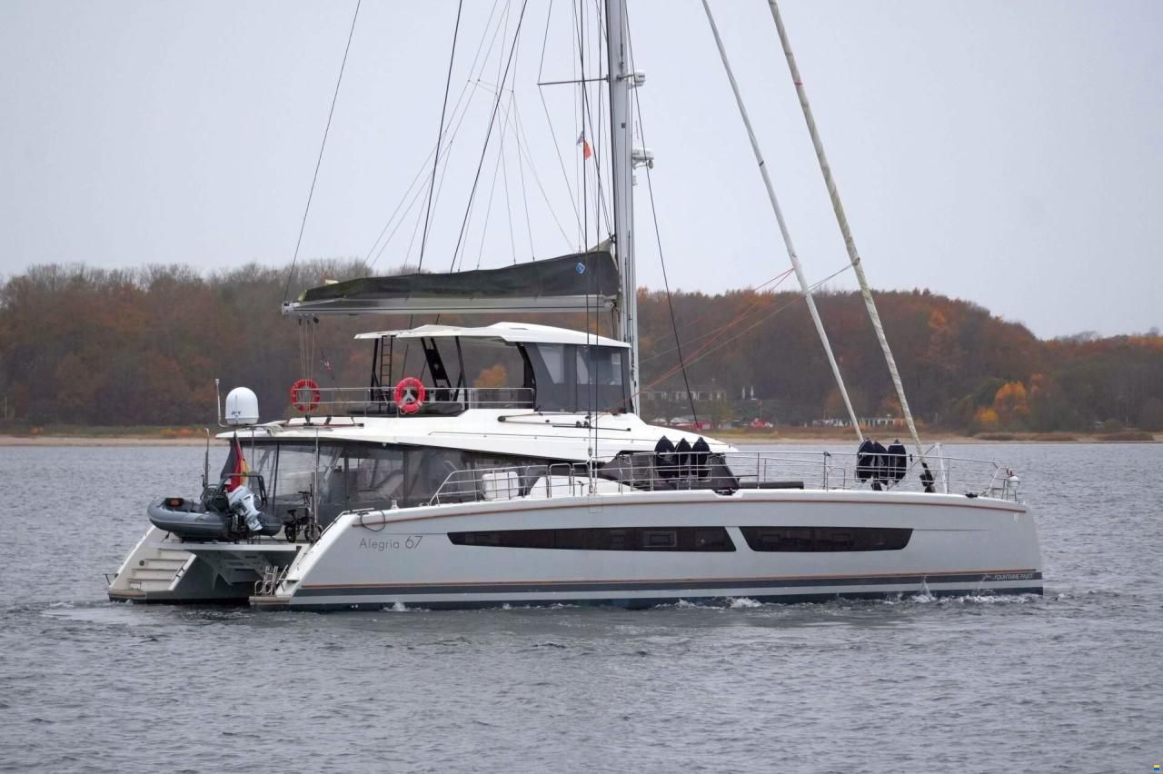 Fountaine Pajot Alegria 67