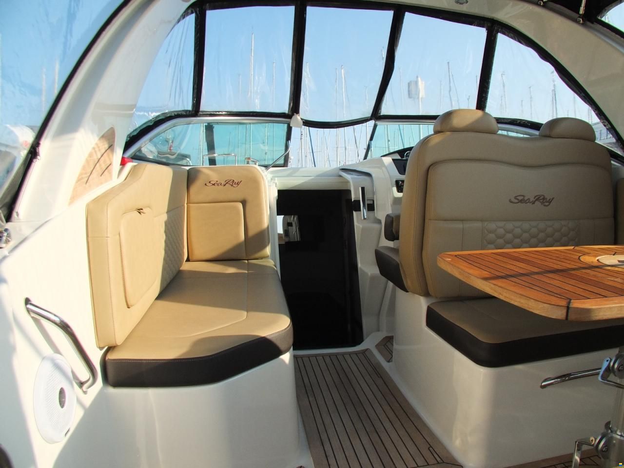 Sea Ray Sundancer 265 DA