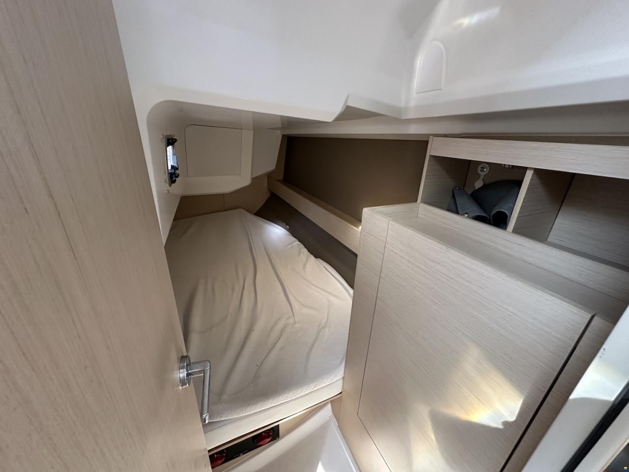 Beneteau Oceanis 30.1