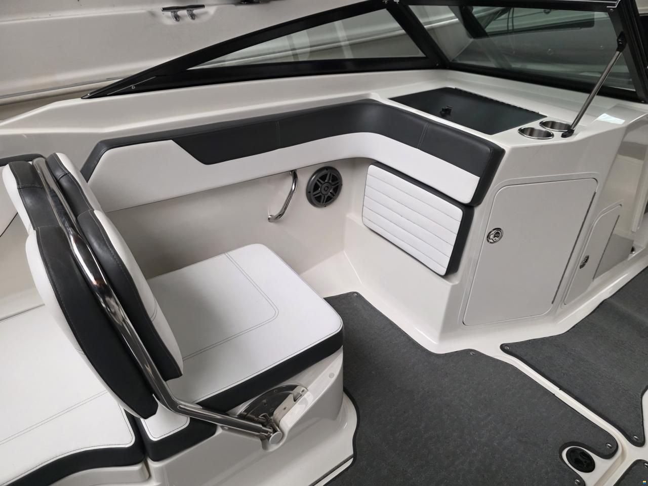 Sea Ray 21 SPX