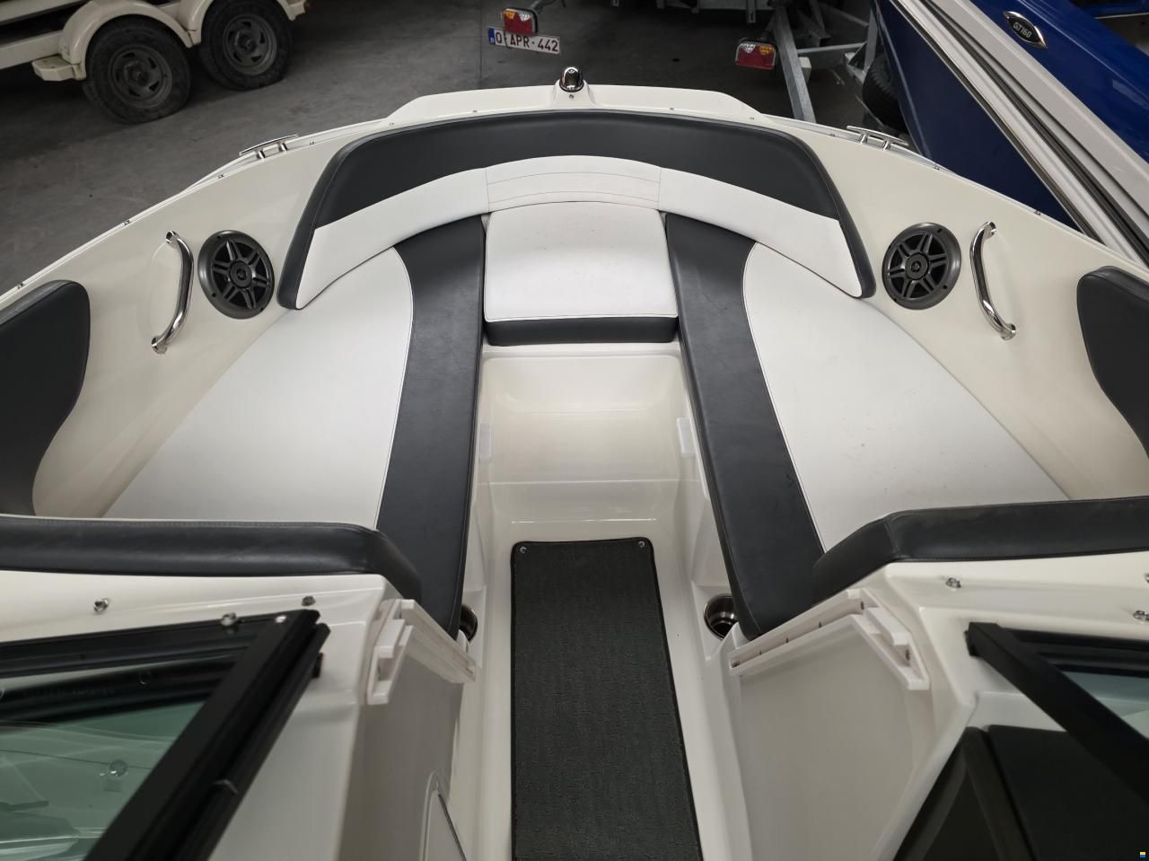 Sea Ray 21 SPX