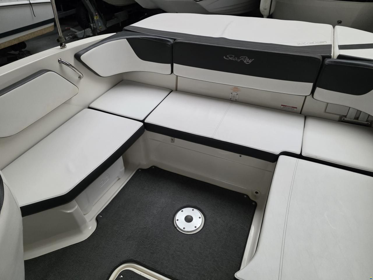 Sea Ray 21 SPX
