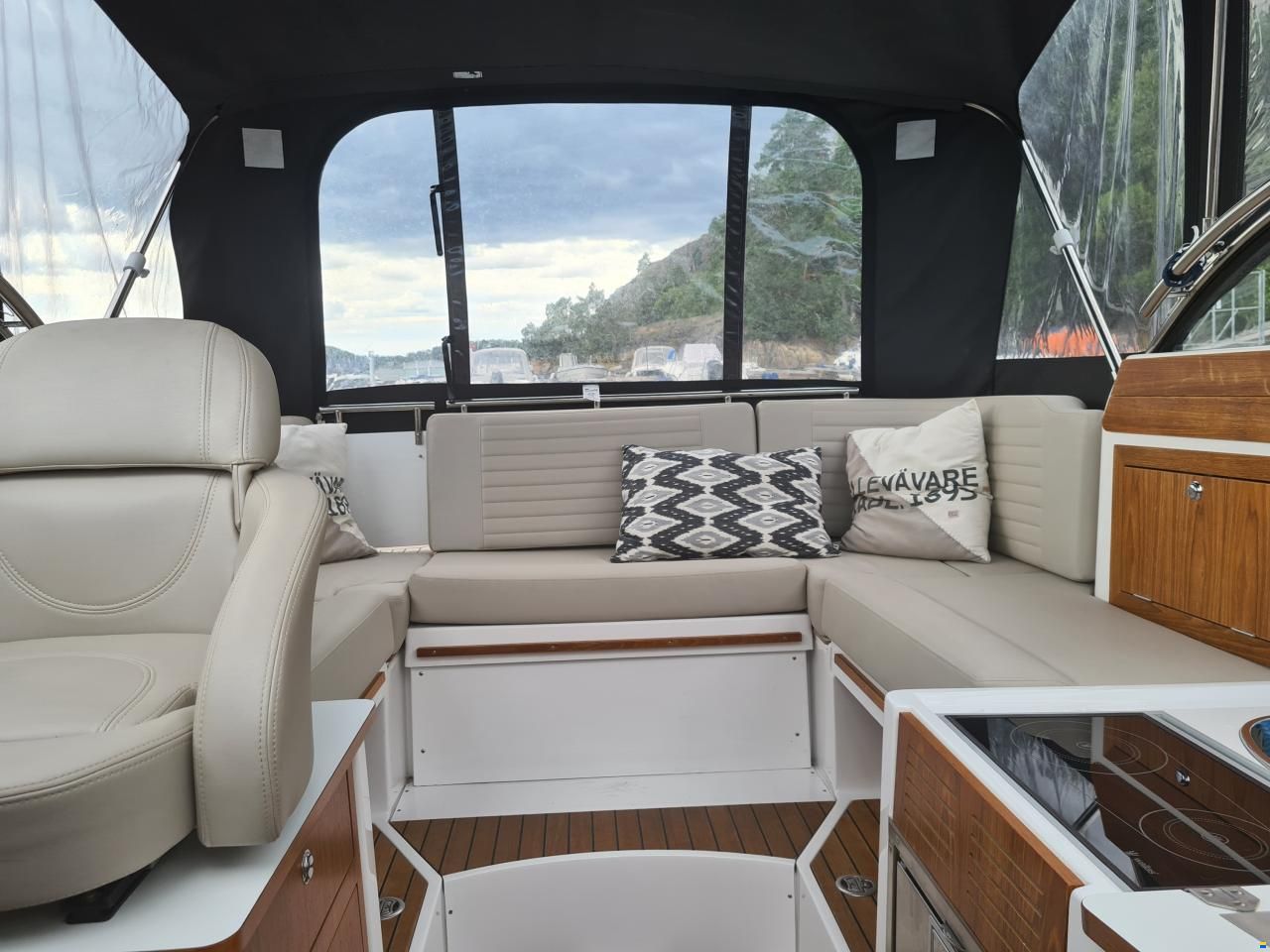 Aquador 25 DC