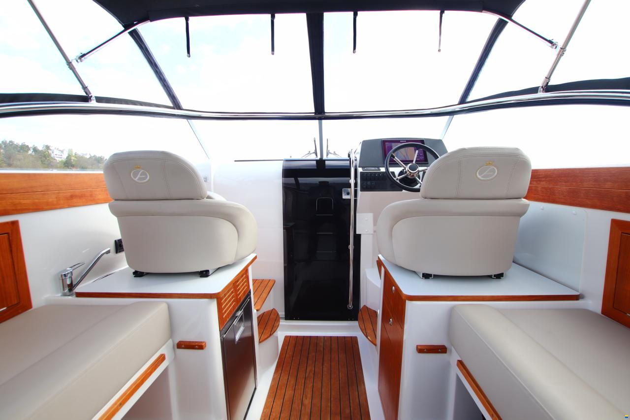 Aquador 25 DC