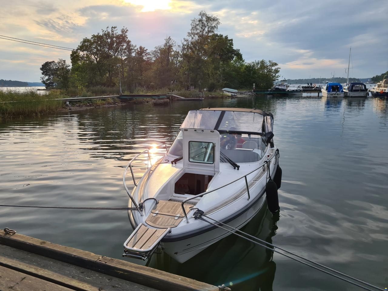 Aquador 25 DC