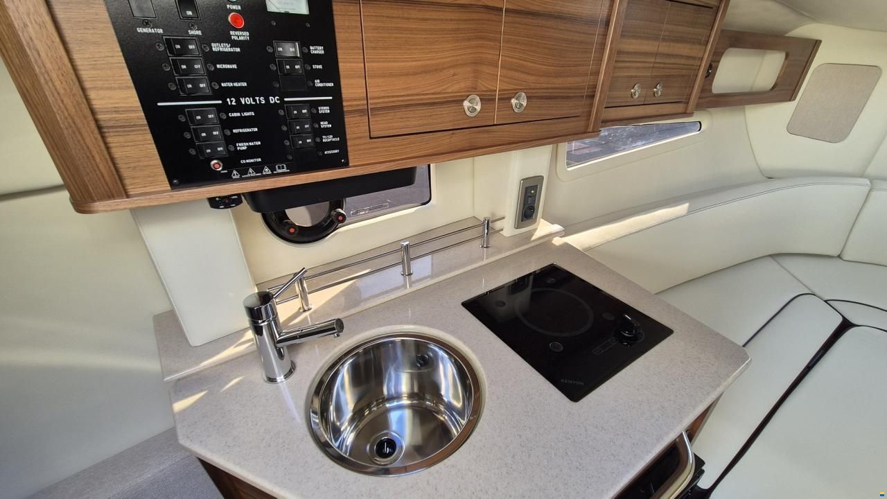 Sea Ray Sundancer 265 Europe