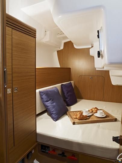 Jeanneau Sun Odyssey 49
