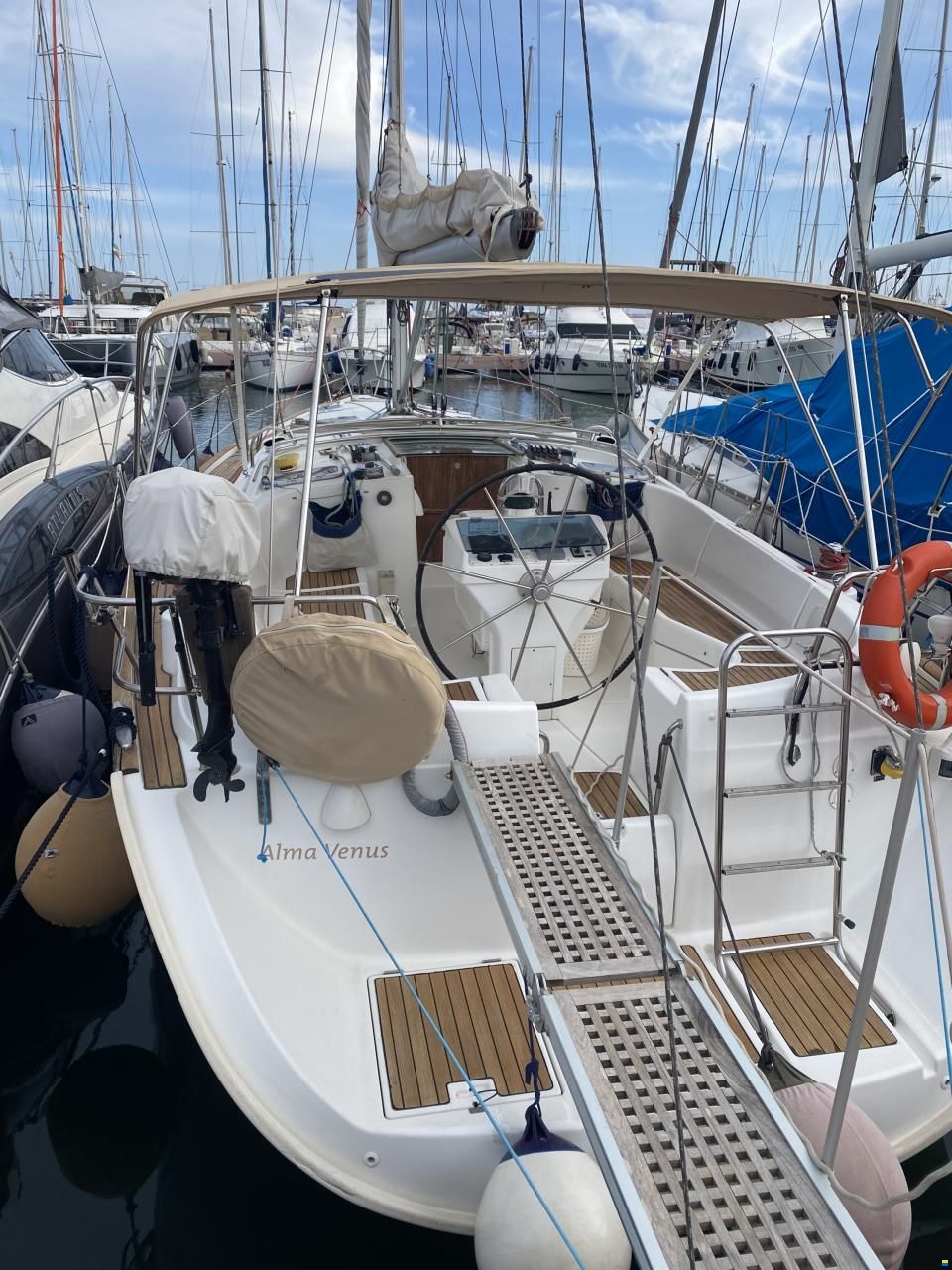 Beneteau oceanis 411 celebration