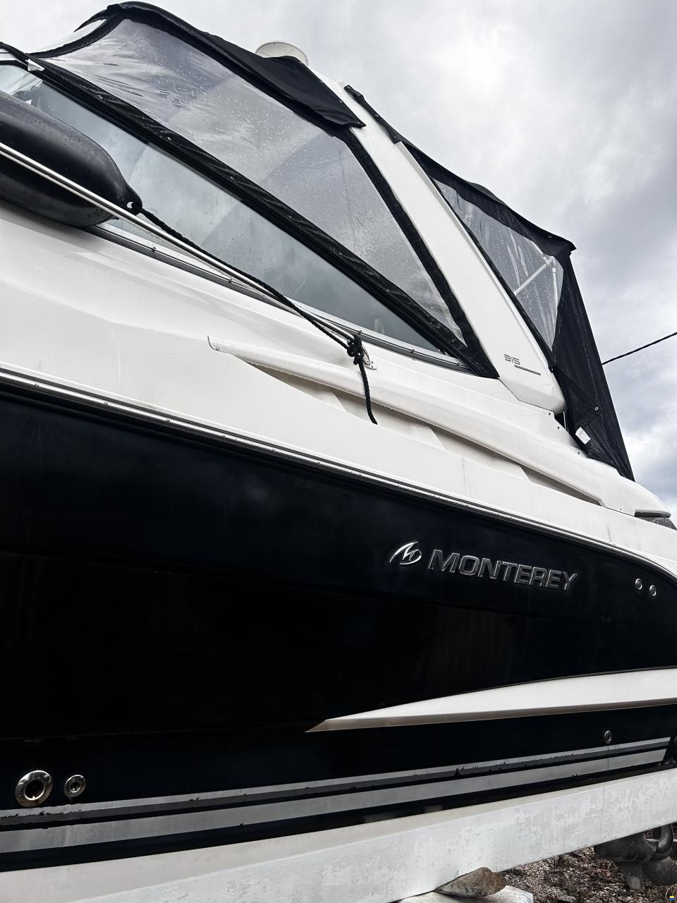 Monterey 315