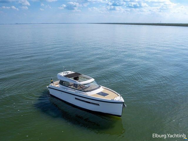 Delta Powerboats 33 Coupé