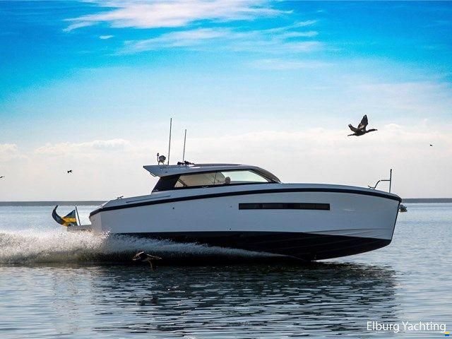 Delta Powerboats 33 Coupé