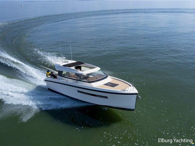 Delta Powerboats 33 Coupé