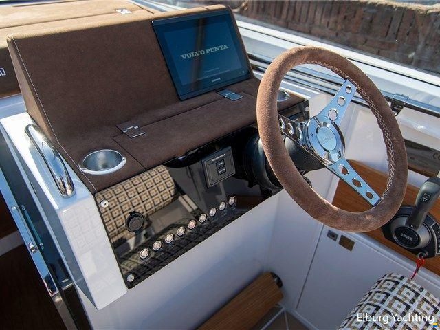 Delta Powerboats 26