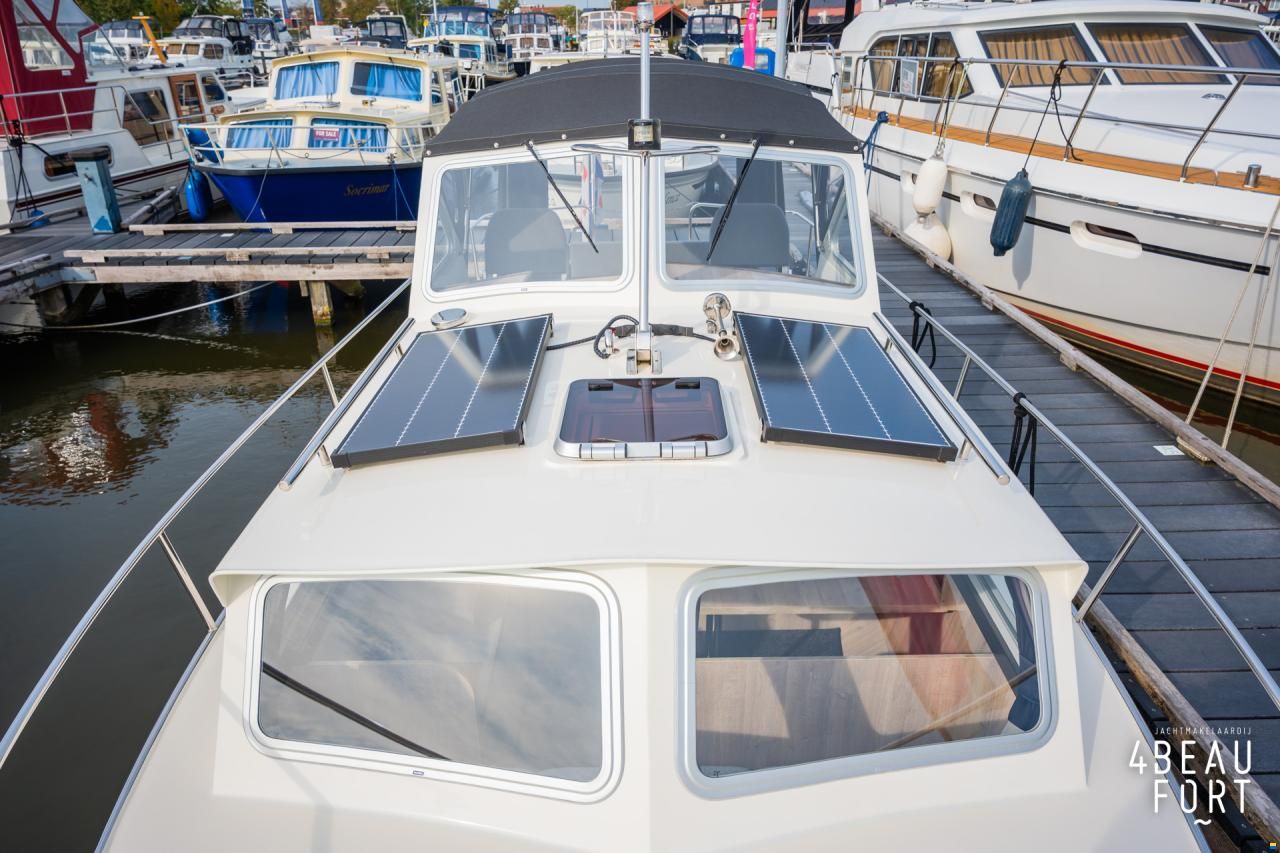Aquanaut 750
