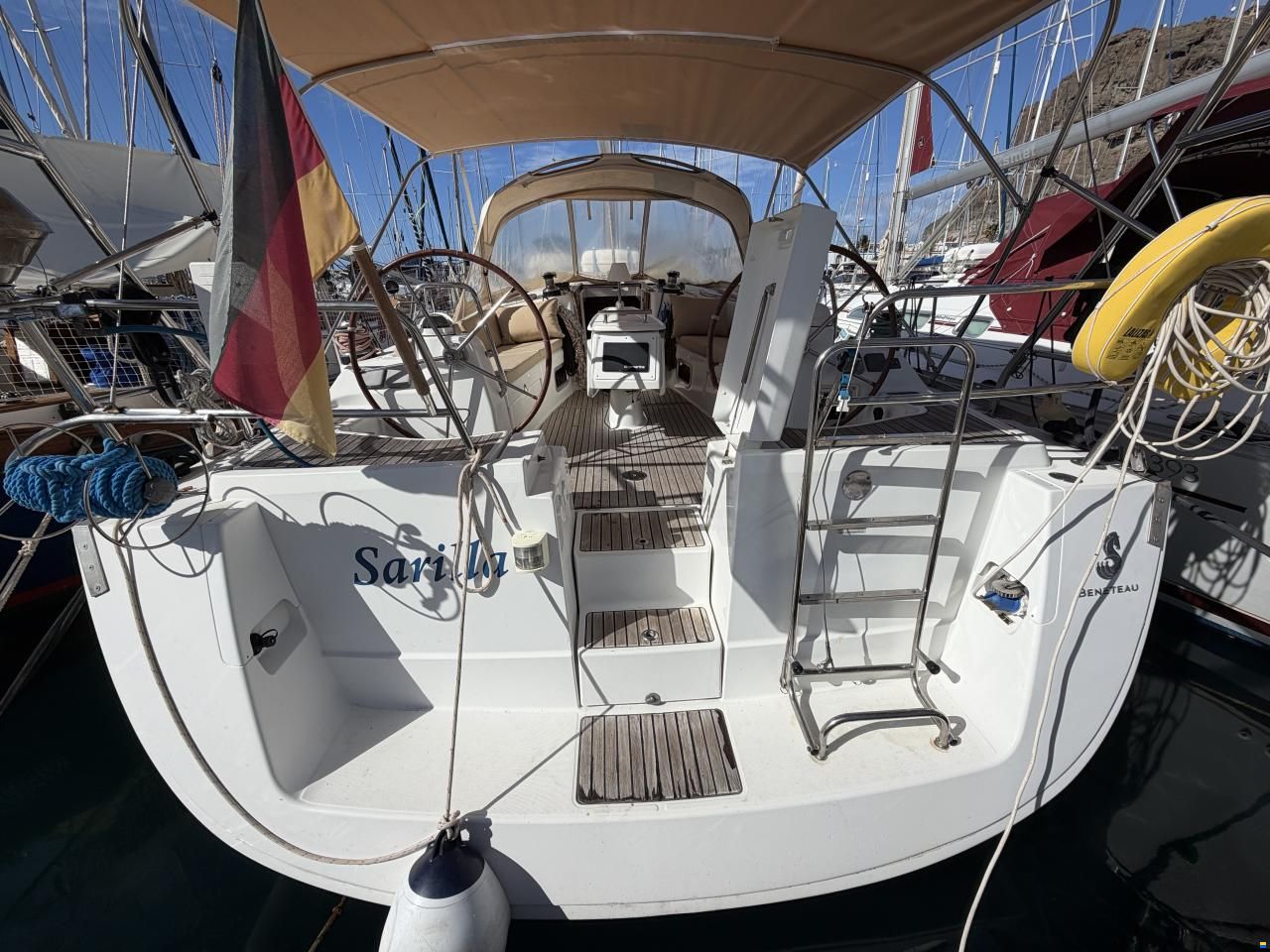 Beneteau Oceanis 43