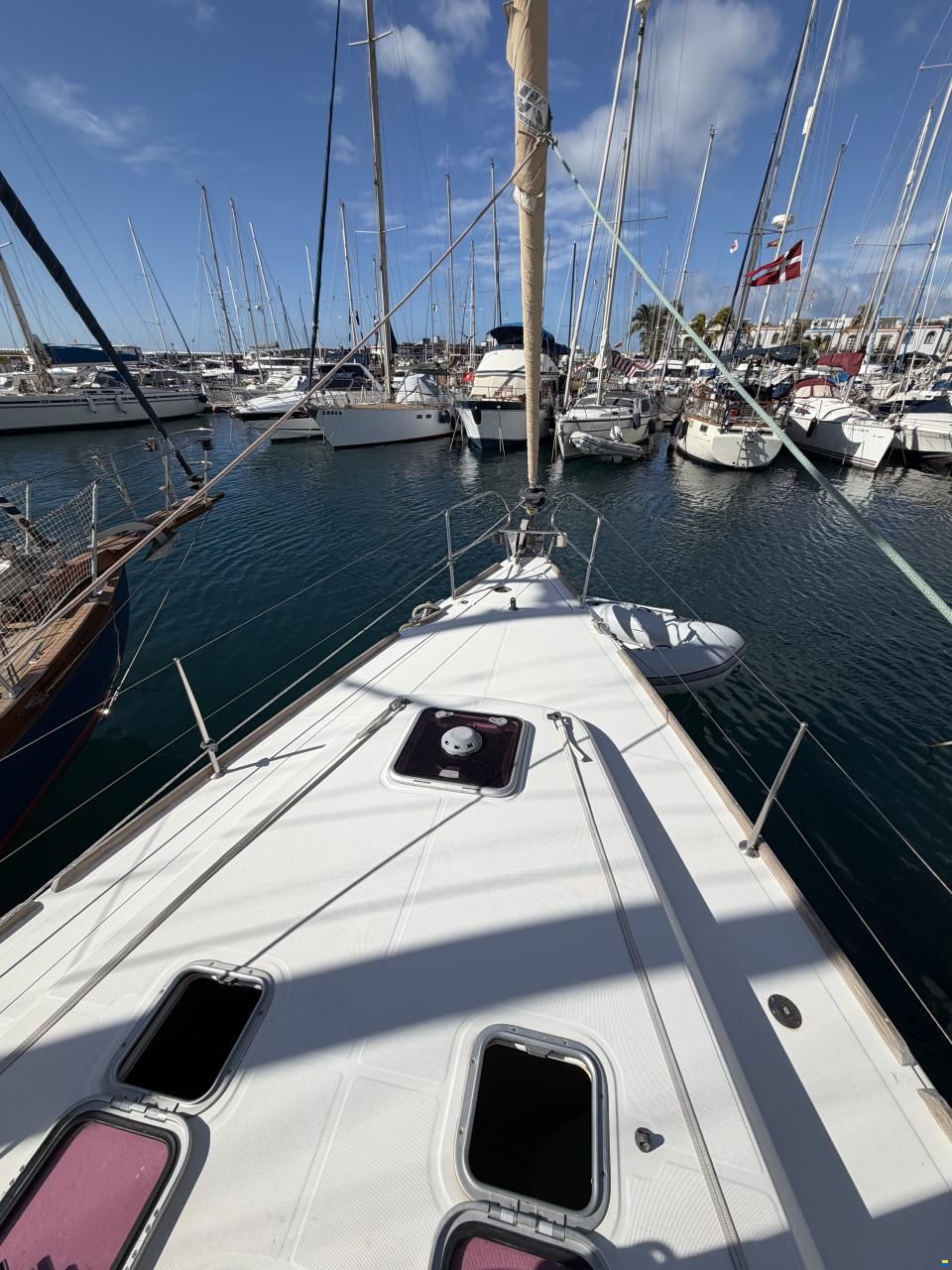 Beneteau Oceanis 43