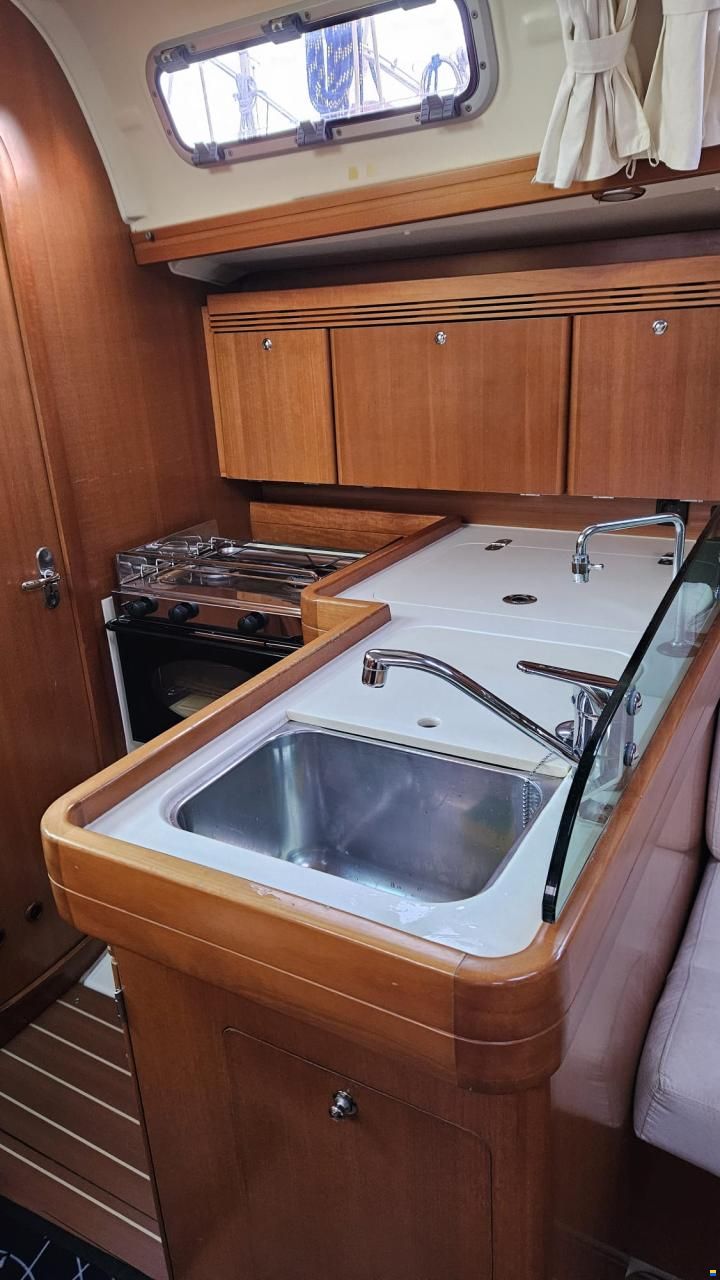 Dufour 34 Performance