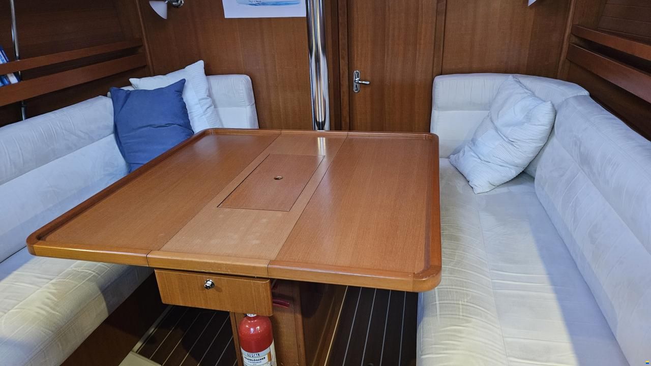 Dufour 34 Performance