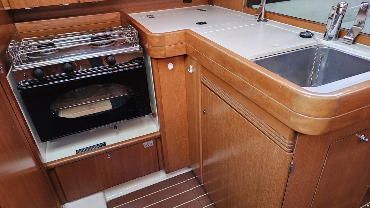 Dufour 34 Performance