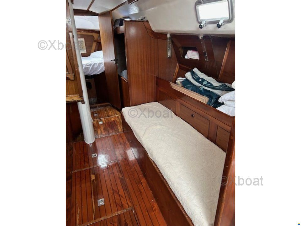 C&C Yachts C & C 37