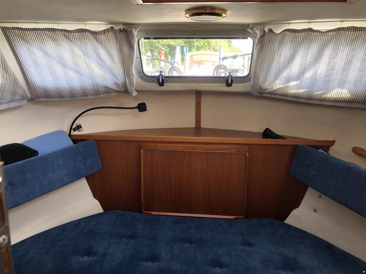 Saga 27 AC