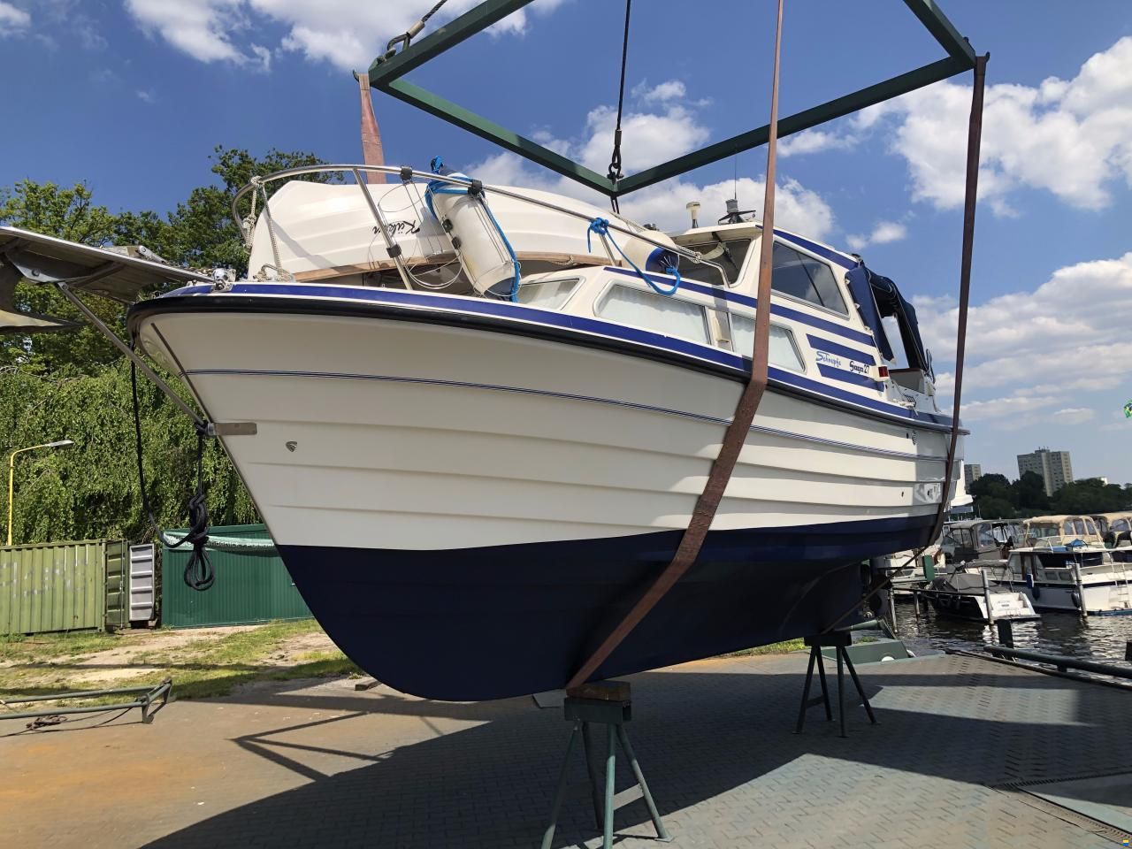 Saga 27 AC