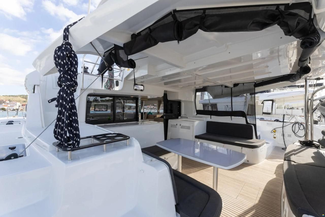 Lagoon 46