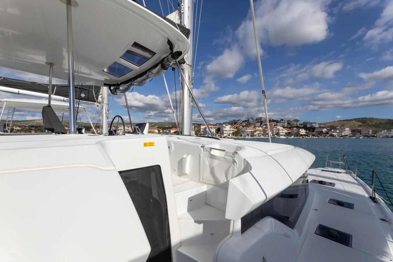 Lagoon 46