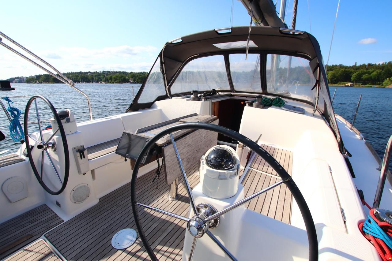Dufour 380 Grand Large