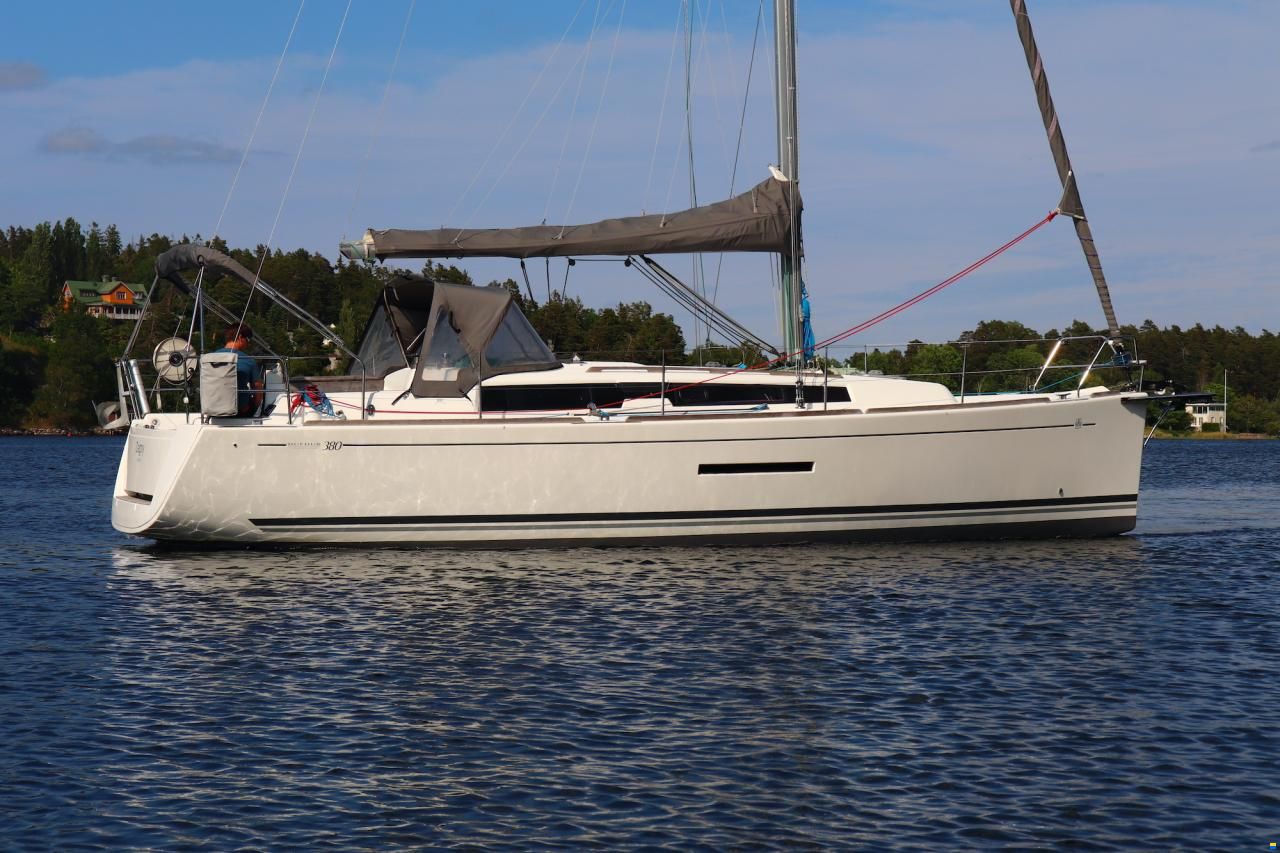 Dufour 380 Grand Large