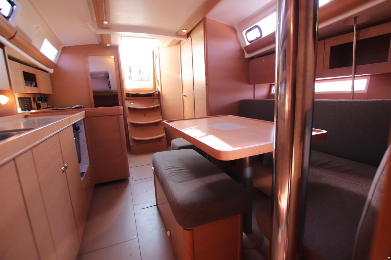 Dufour 380 Grand Large