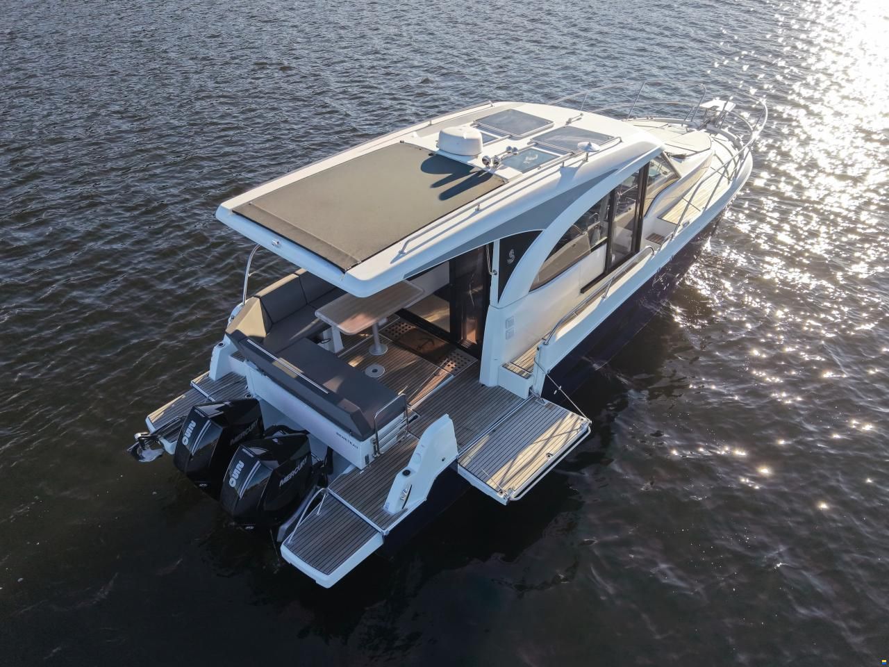 Beneteau Antares 11