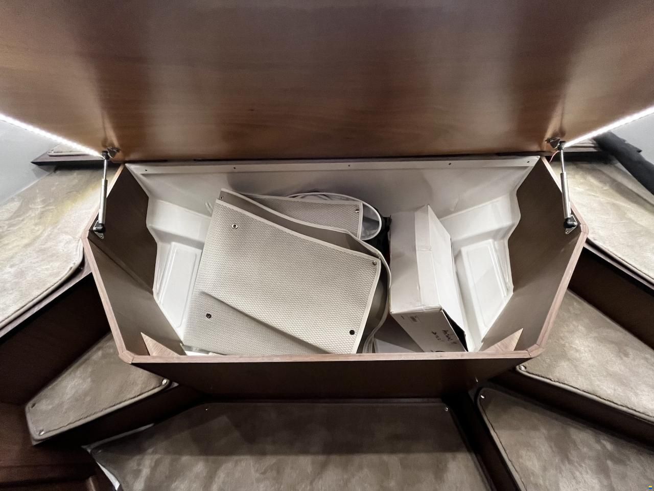 Beneteau Antares 11