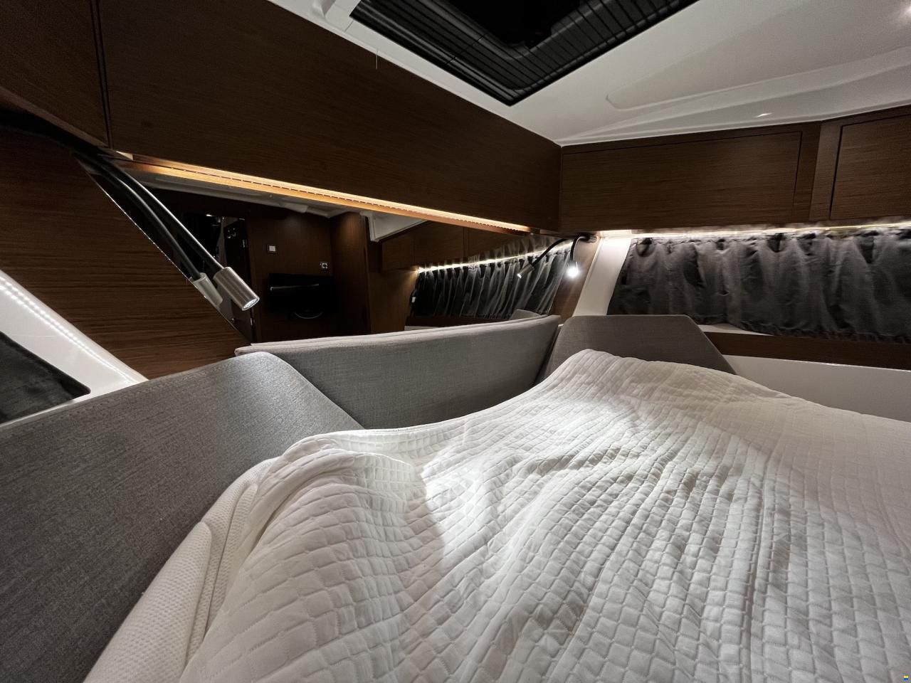 Beneteau Antares 11