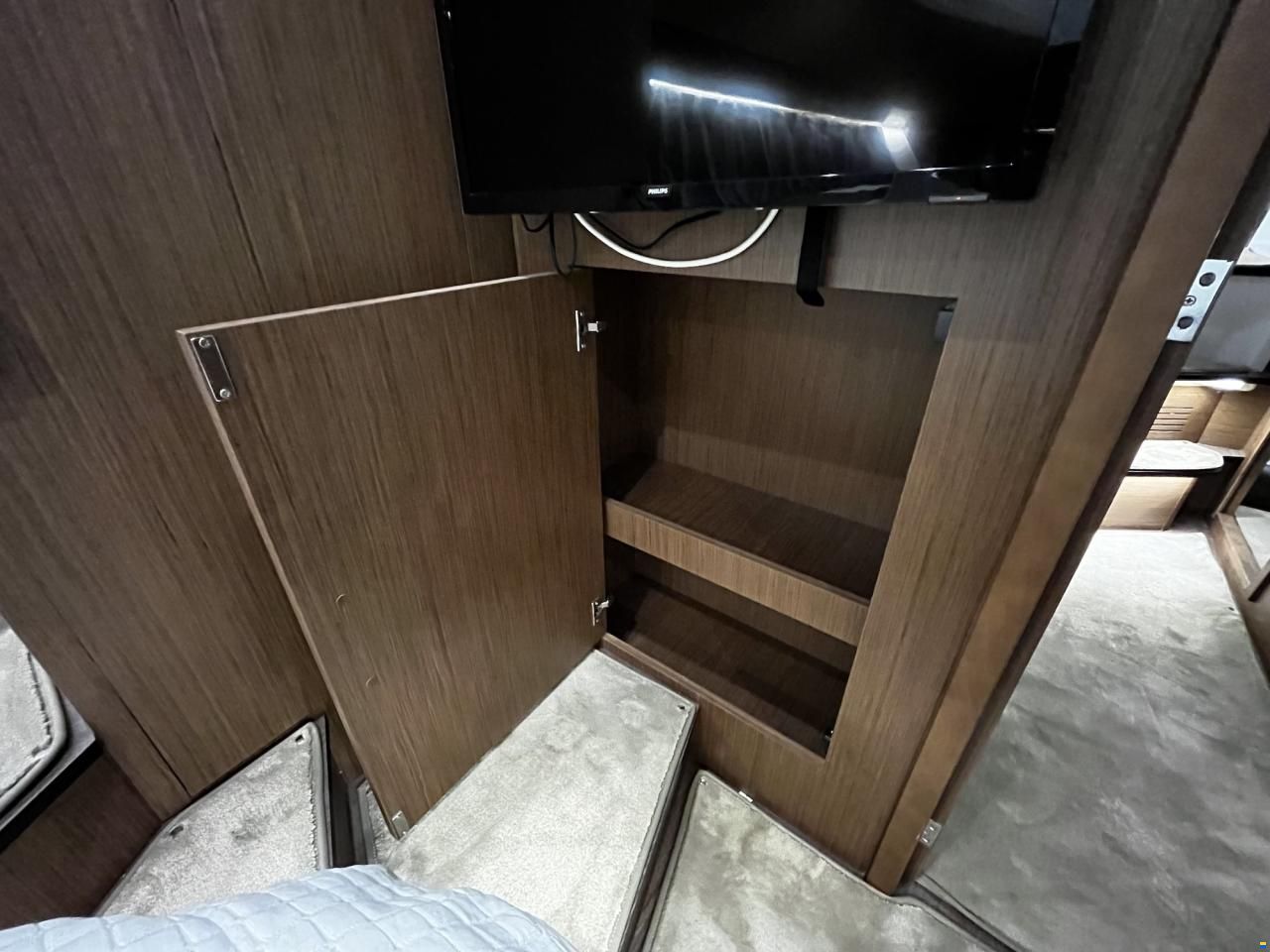 Beneteau Antares 11