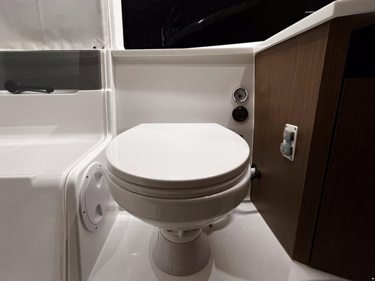 Beneteau Antares 11