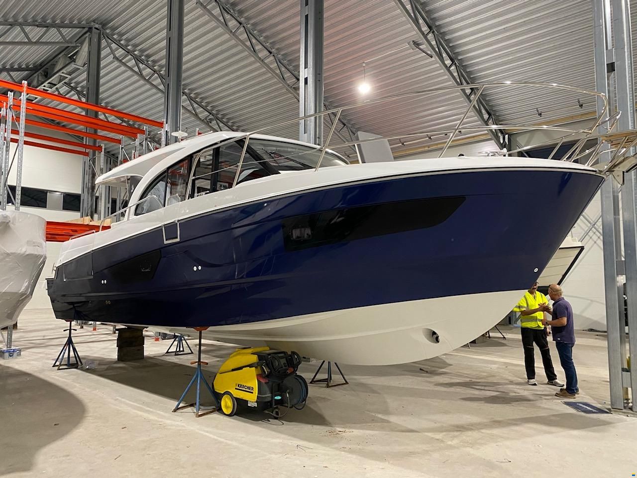 Beneteau Antares 11