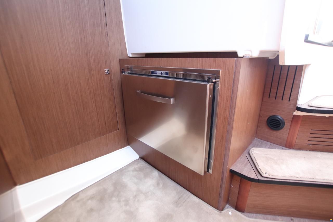 Beneteau Antares 11
